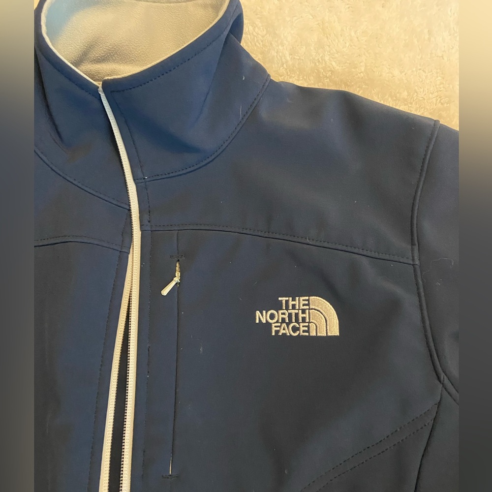 North Face Navy Jacket - Picture 7 of 13